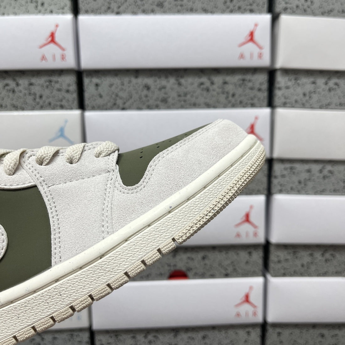 Air Jordan 1 Low Olive Suede