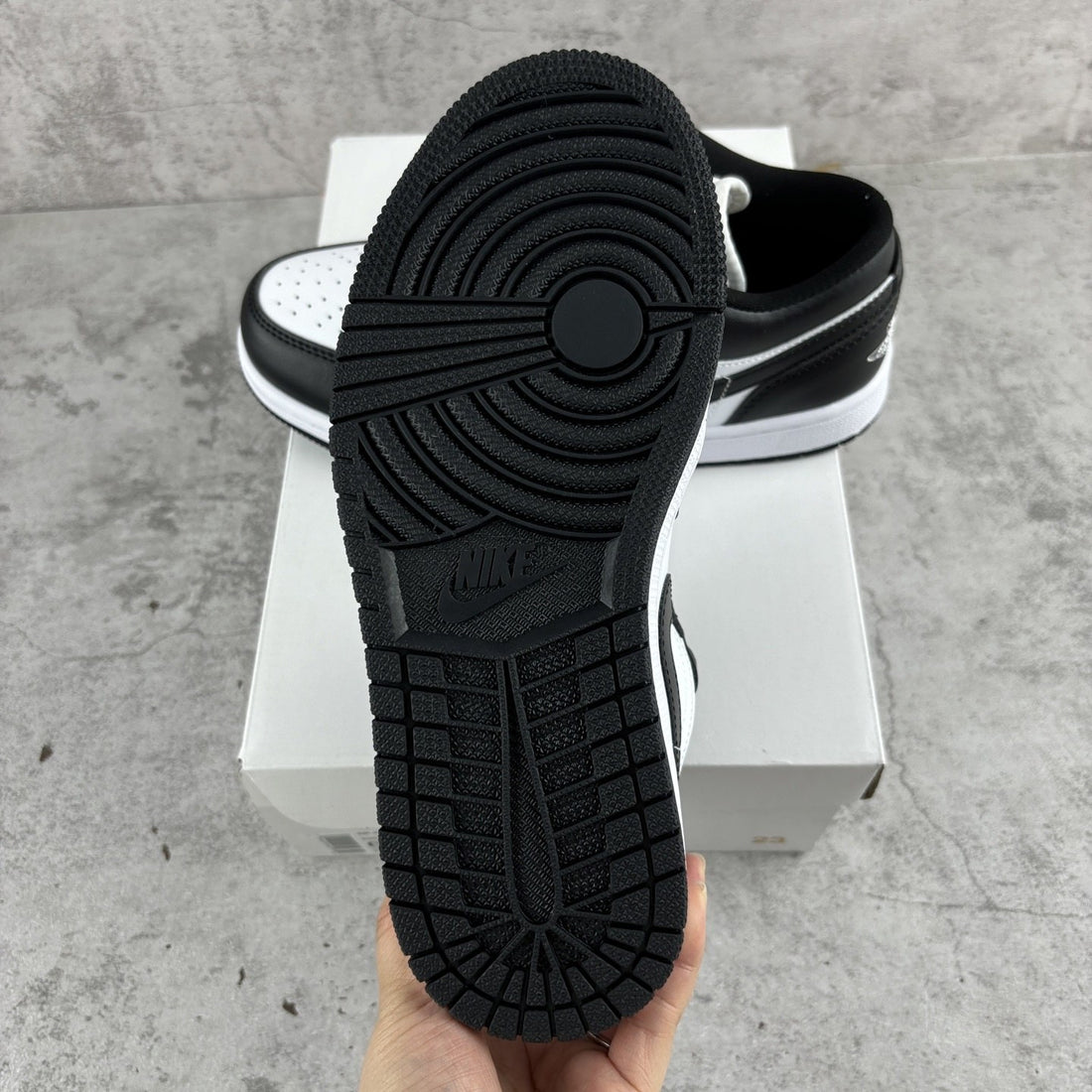 Air Jordan 1 Low Panda