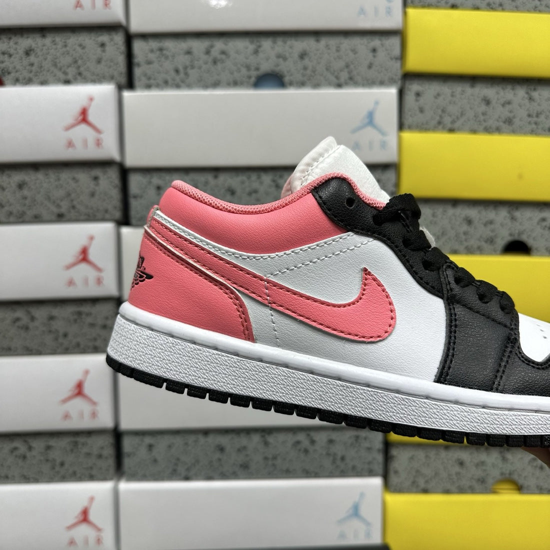 Air Jordan 1 Low Pink Black