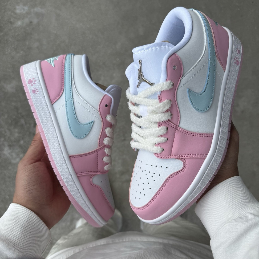 Air Jordan 1 Low Pink Paw