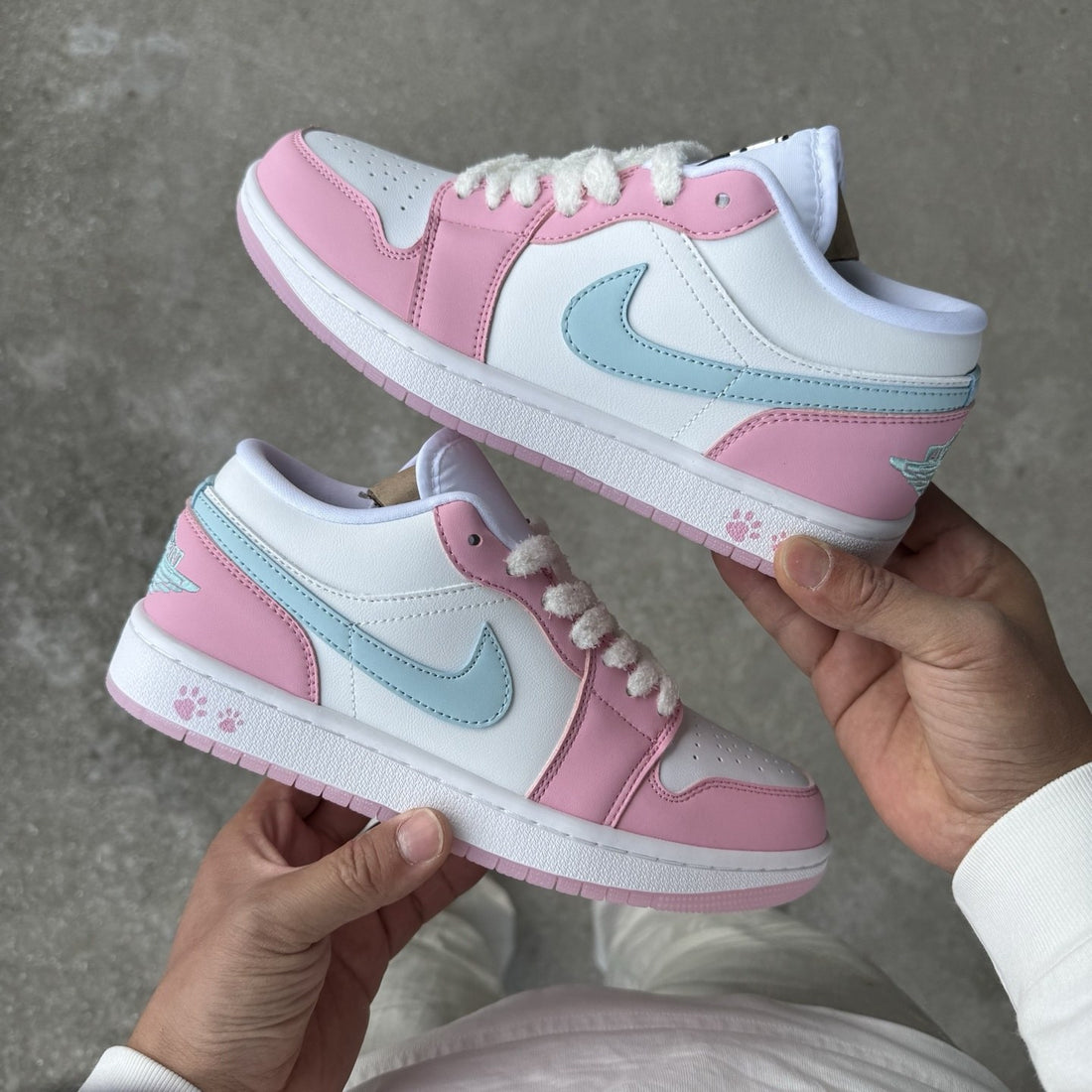 Air Jordan 1 Low Pink Paw