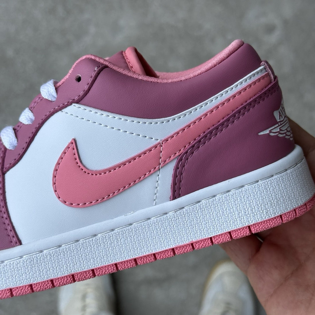 Air Jordan 1 Low Pink Rose