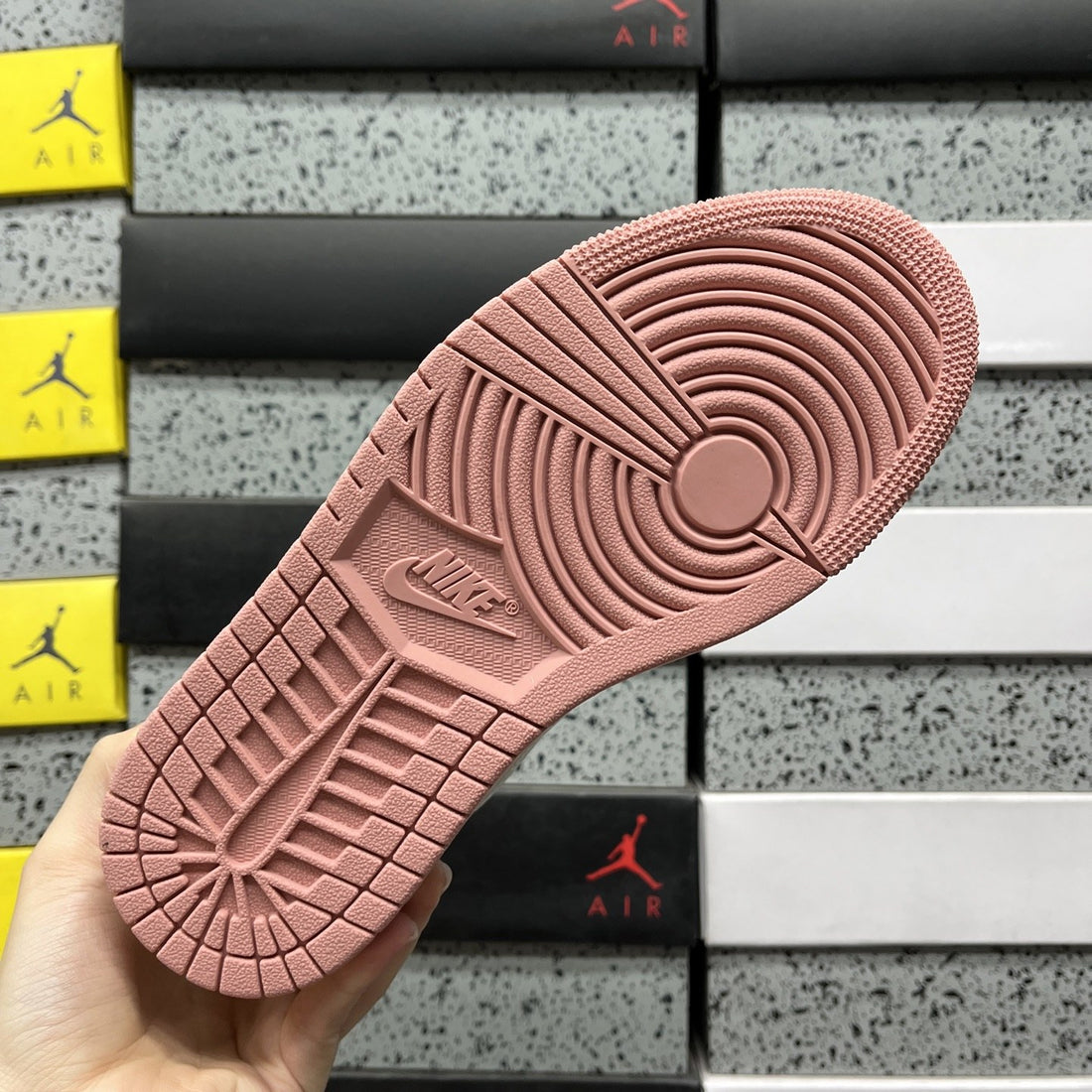 Air Jordan 1 Low Pink Sail
