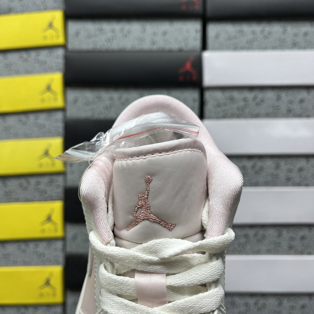 Air Jordan 1 Low Pink Sail