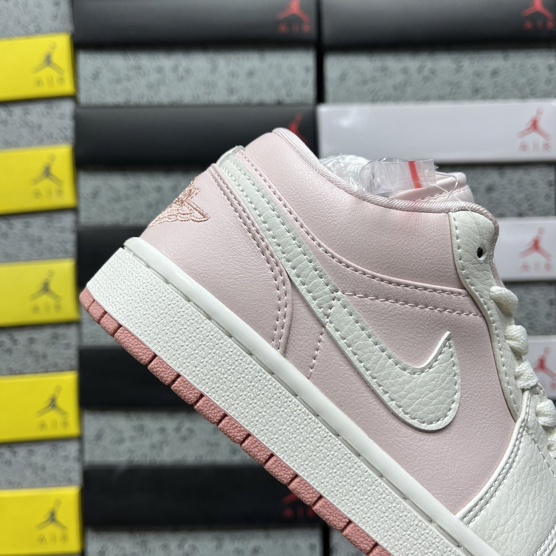 Air Jordan 1 Low Pink Sail