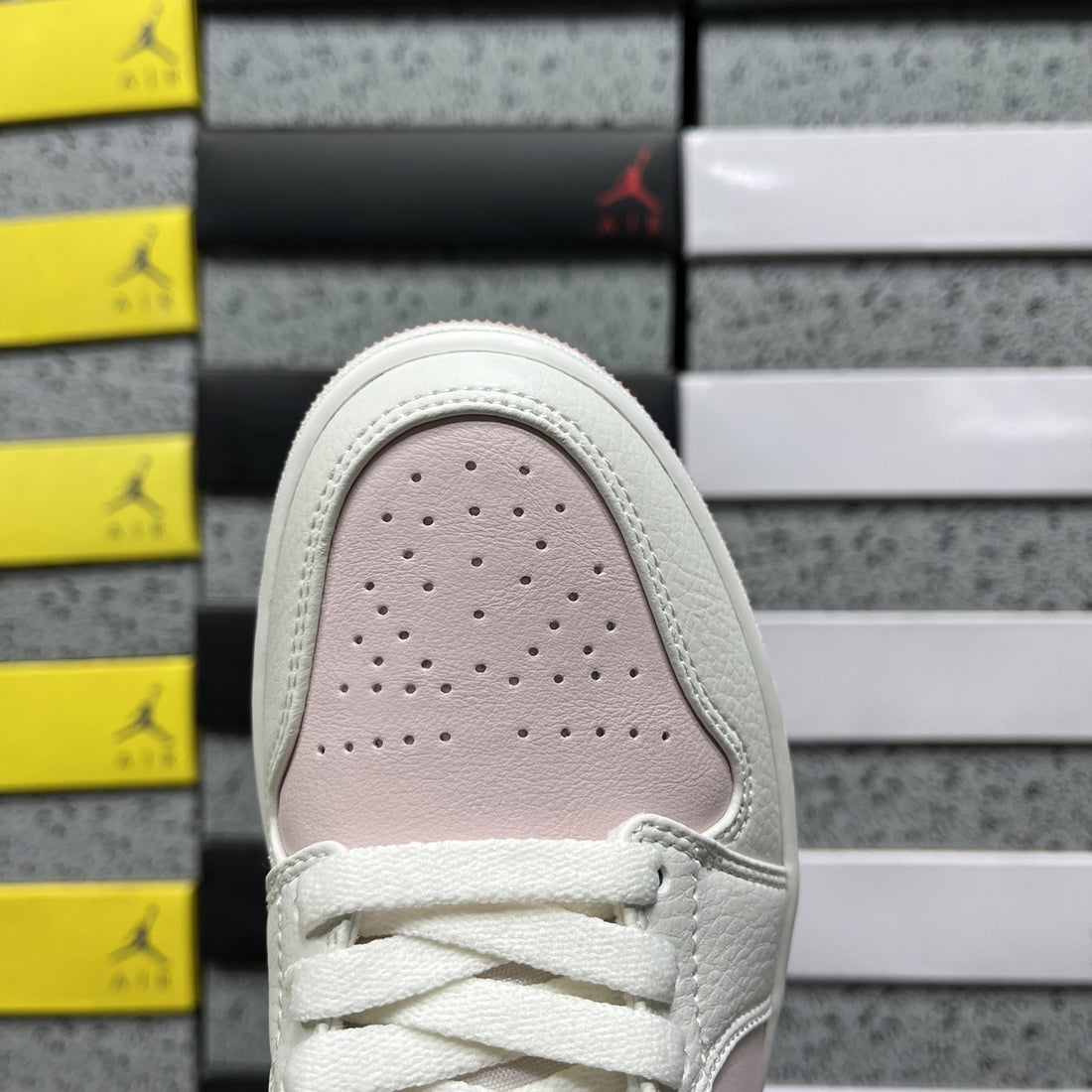 Air Jordan 1 Low Pink Sail