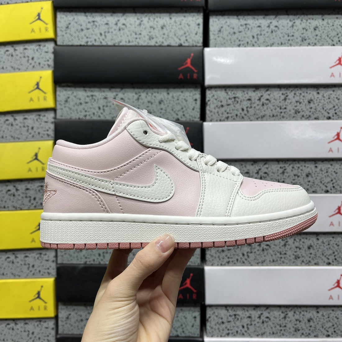 Air Jordan 1 Low Pink Sail