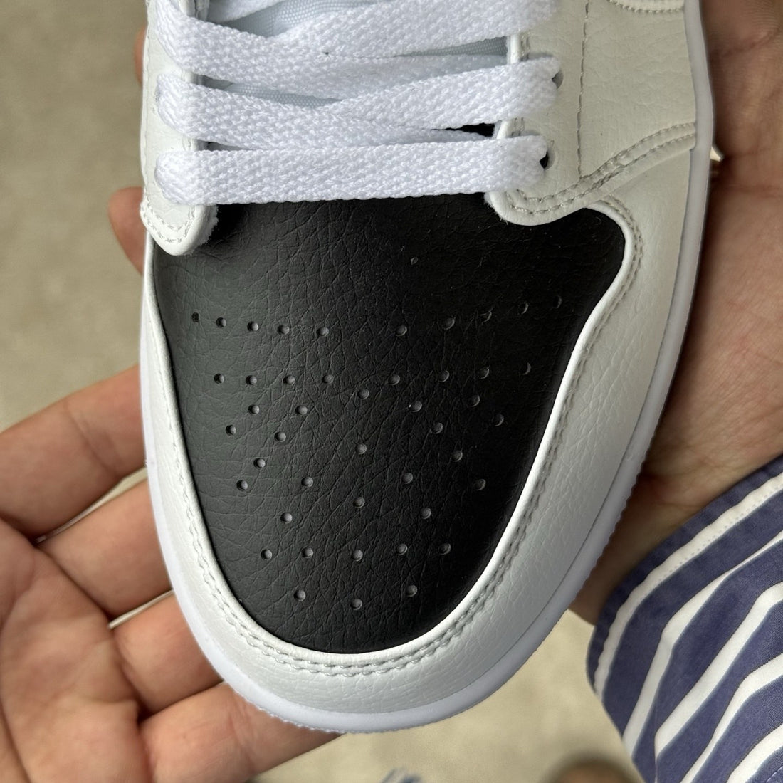 Air Jordan 1 Low Reverse Panda