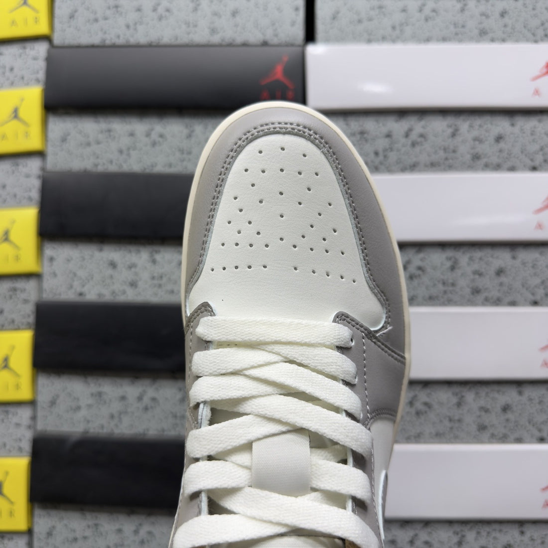 Air Jordan 1 Low Sail Grey Cream