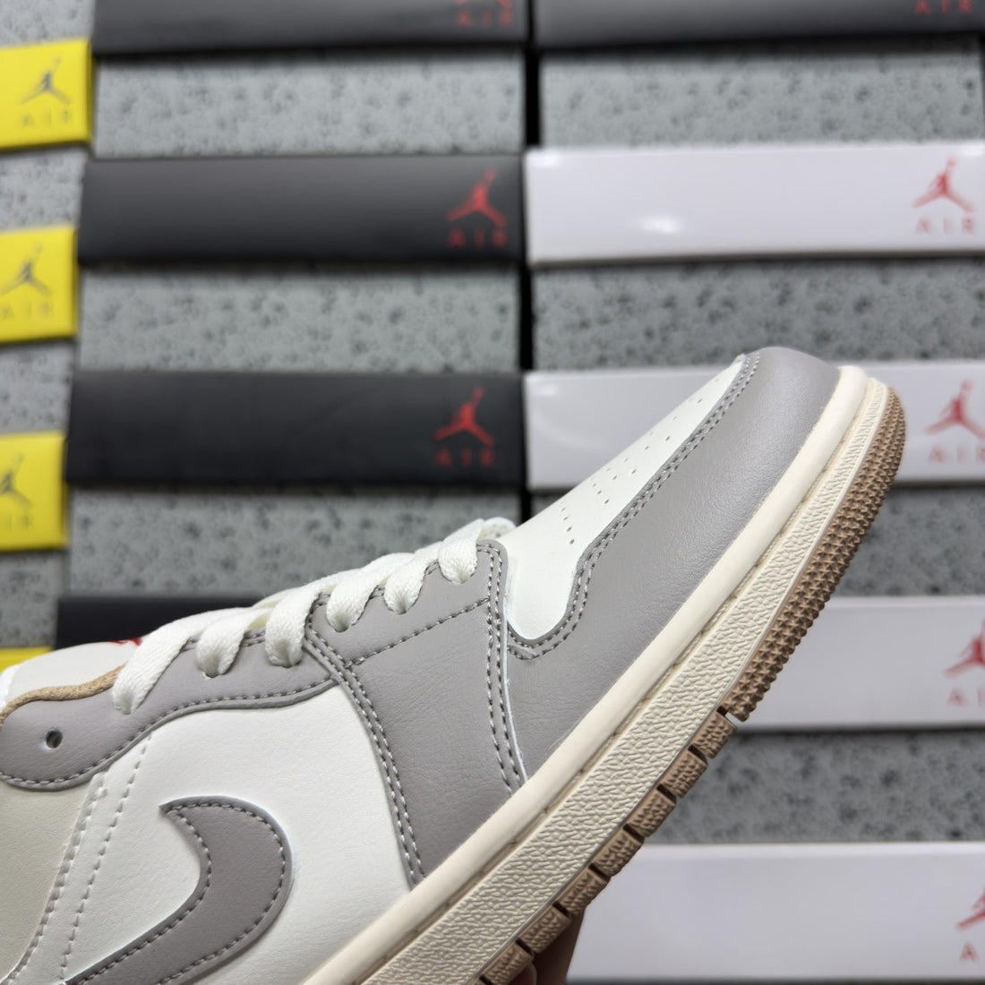 Air Jordan 1 Low Sail Grey Cream