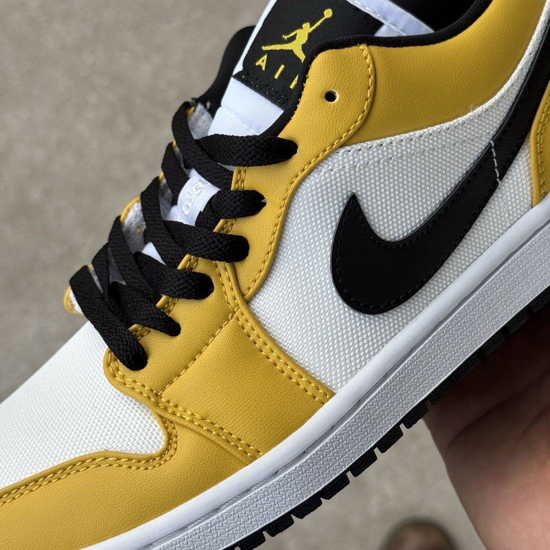 Air Jordan 1 Low Taxi Yellow