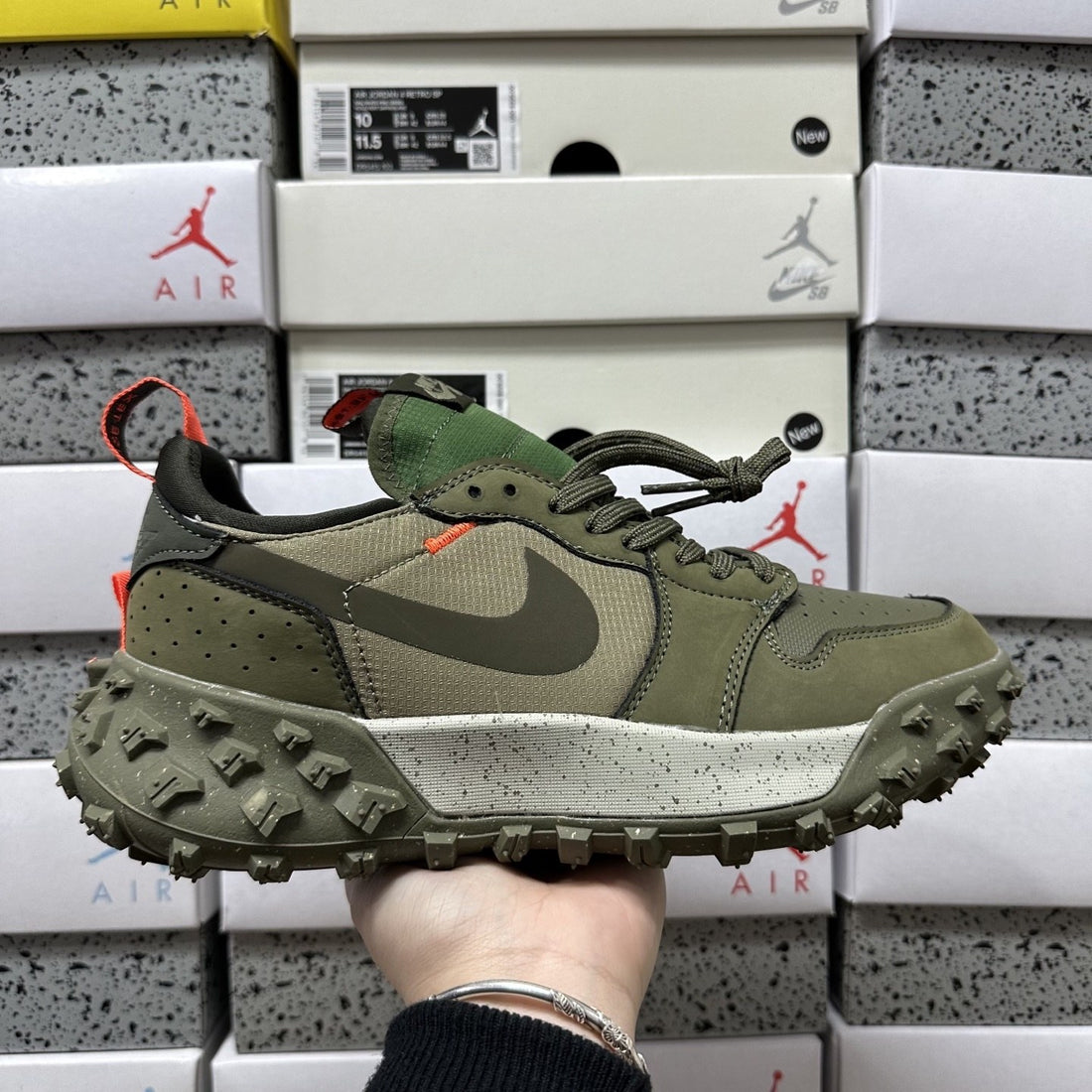 Air Jordan 1 Low Trek Olive