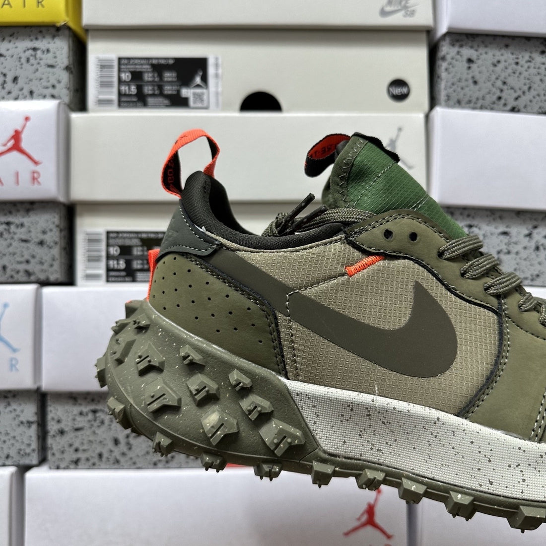 Air Jordan 1 Low Trek Olive