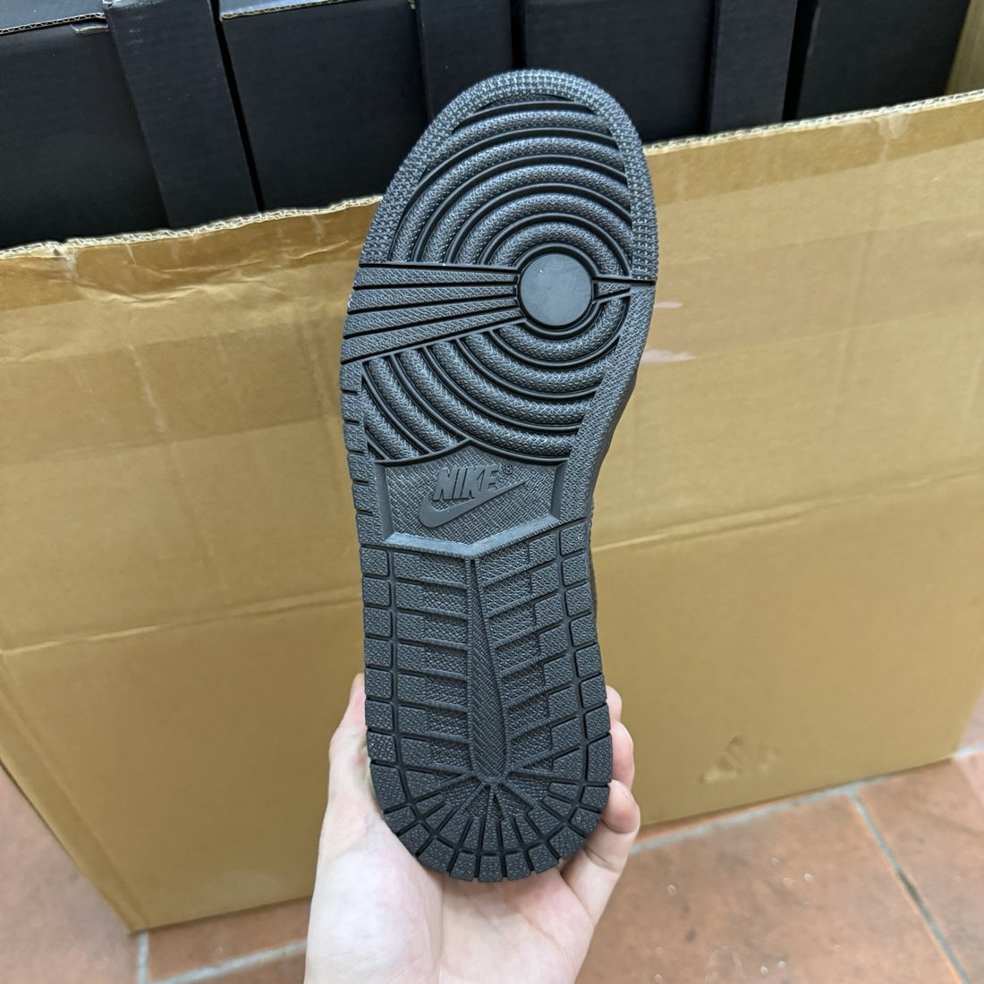 Air Jordan 1 Low Triple Black