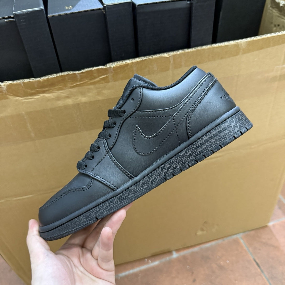 Air Jordan 1 Low Triple Black