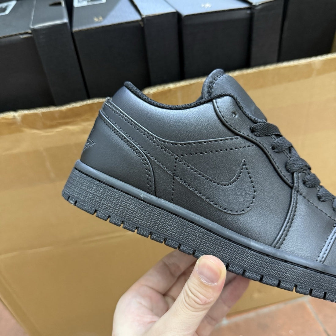 Air Jordan 1 Low Triple Black