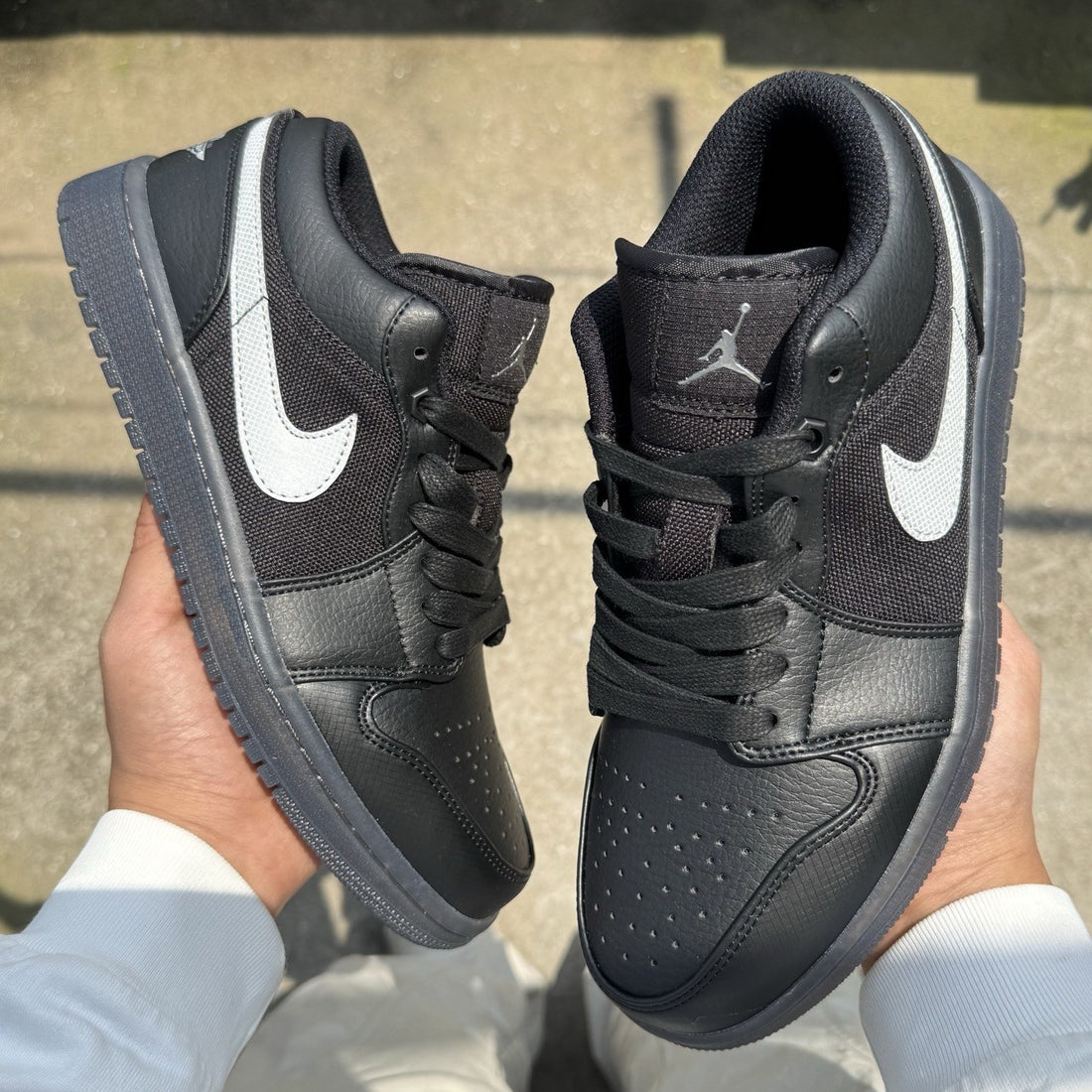 Air Jordan 1 Low Triple Black Tumbled