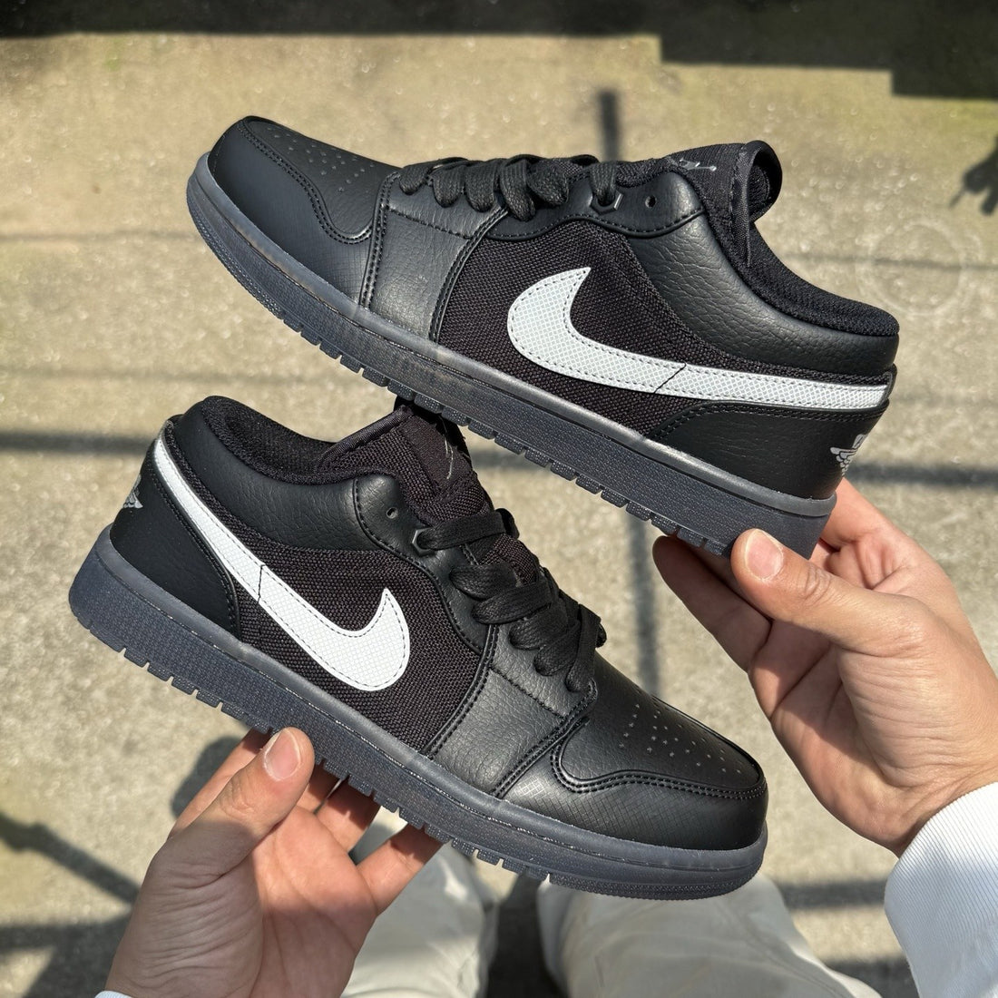 Air Jordan 1 Low Triple Black Tumbled