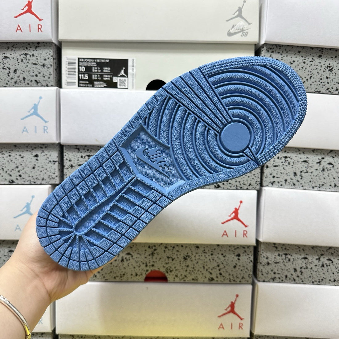 Air Jordan 1 Low UNC Blue