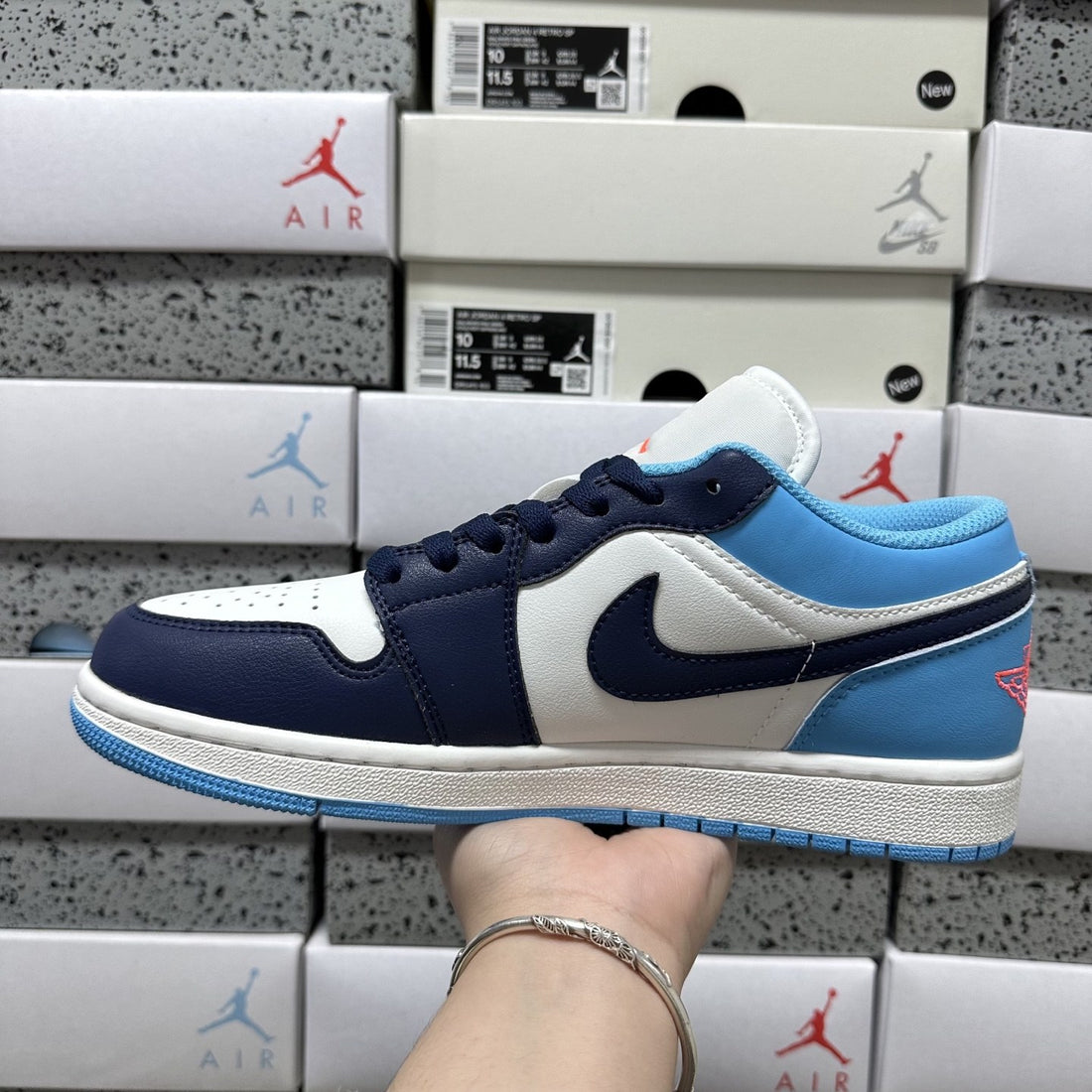 Air Jordan 1 Low UNC Navy