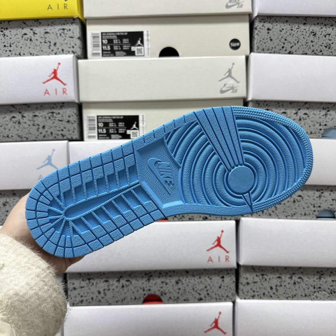 Air Jordan 1 Low UNC Navy