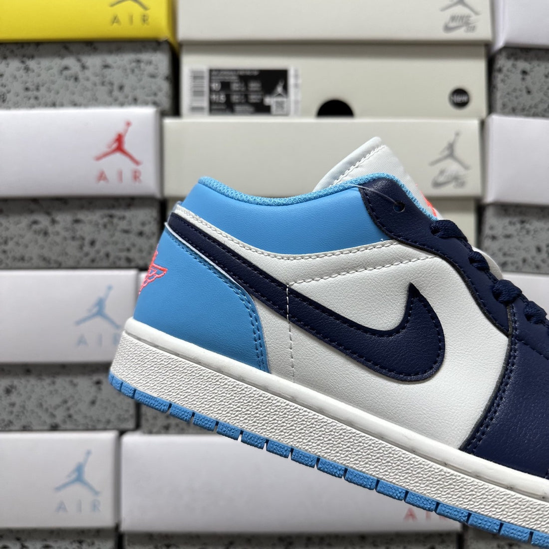 Air Jordan 1 Low UNC Navy
