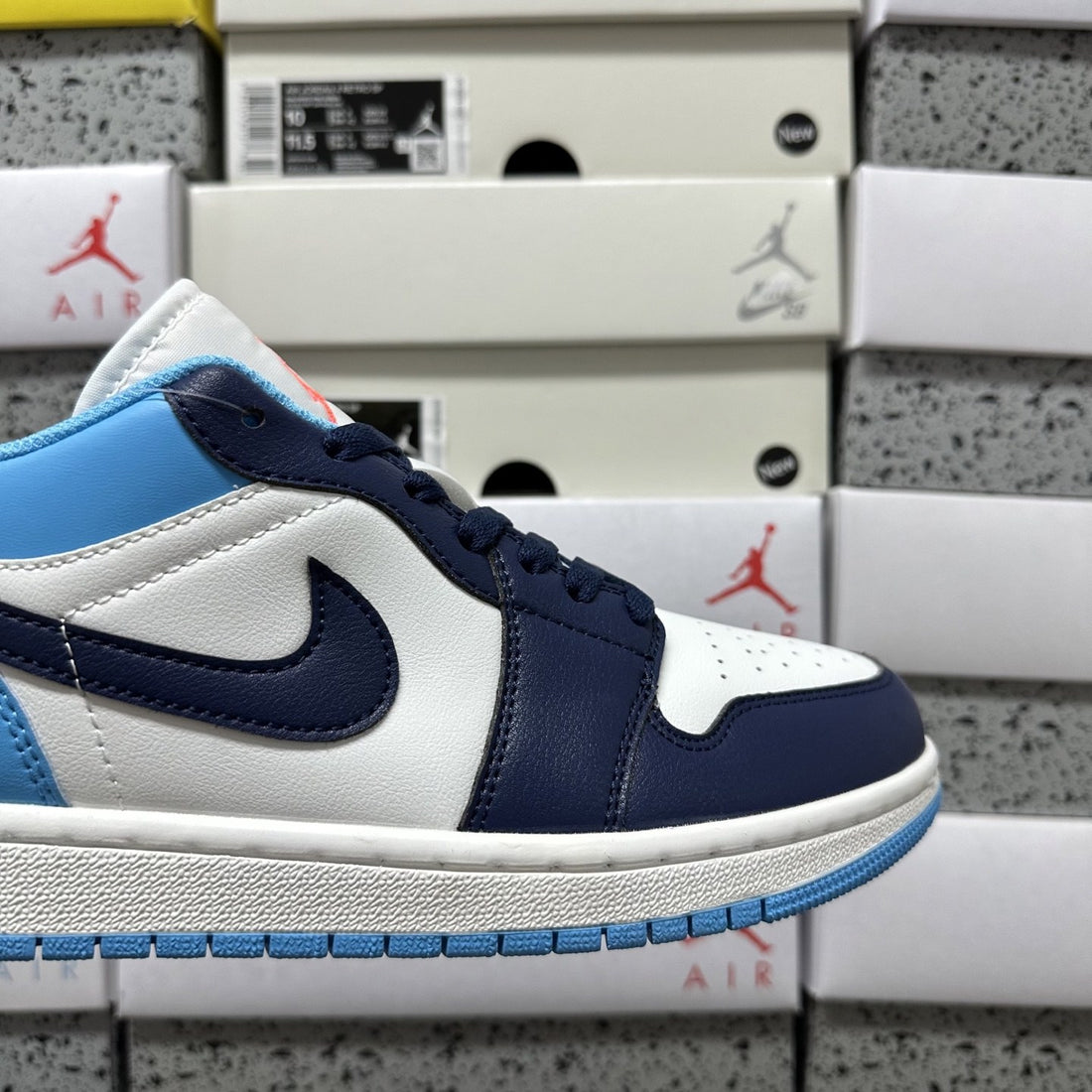Air Jordan 1 Low UNC Navy