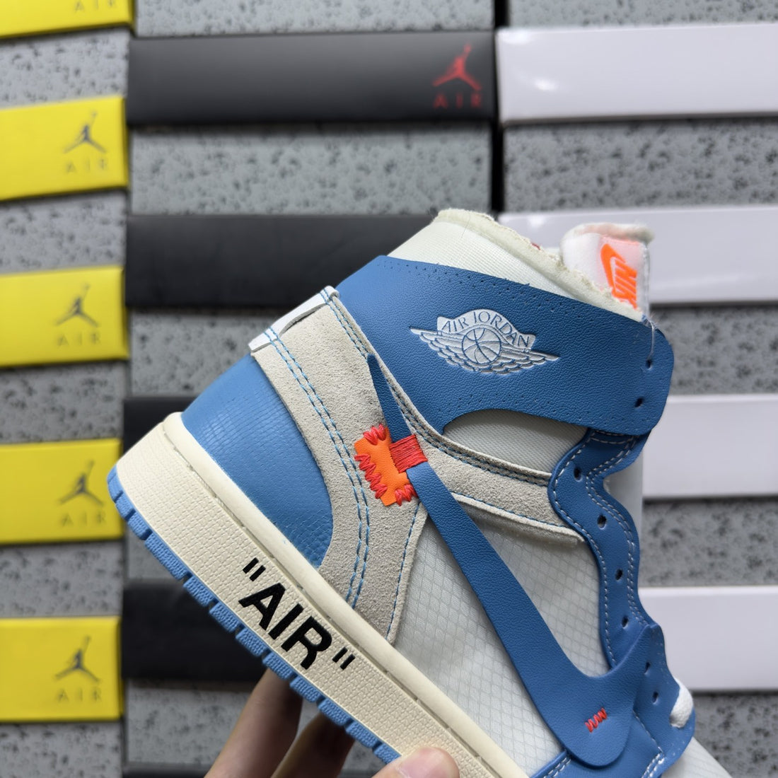 Air Jordan 1 Off-White High UNC