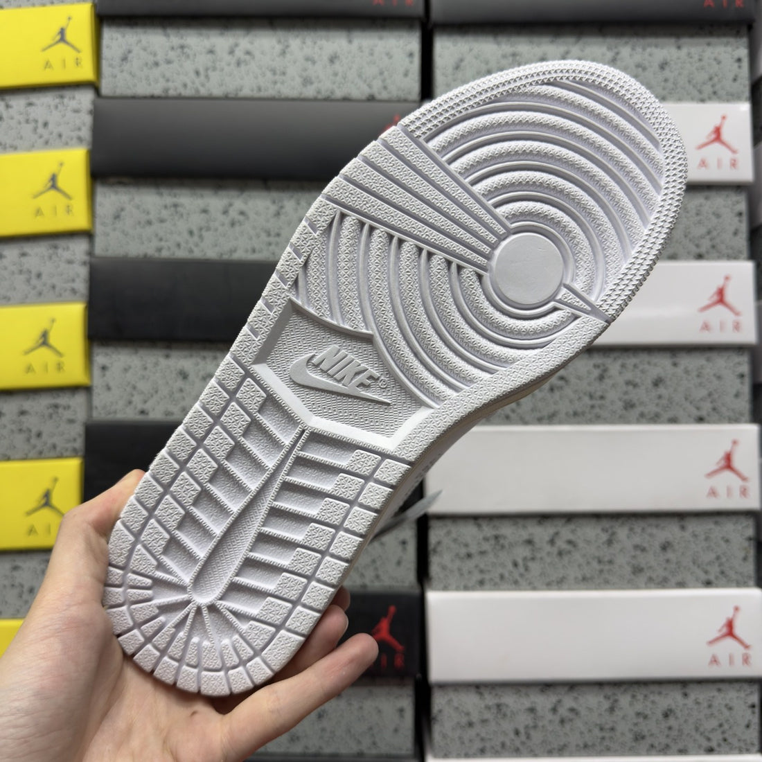 Air Jordan 1 Off-White High White