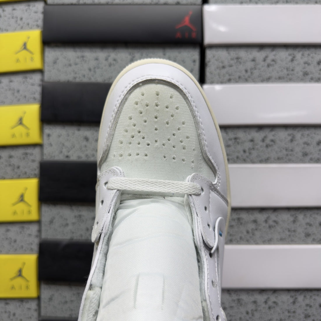 Air Jordan 1 Off-White High White