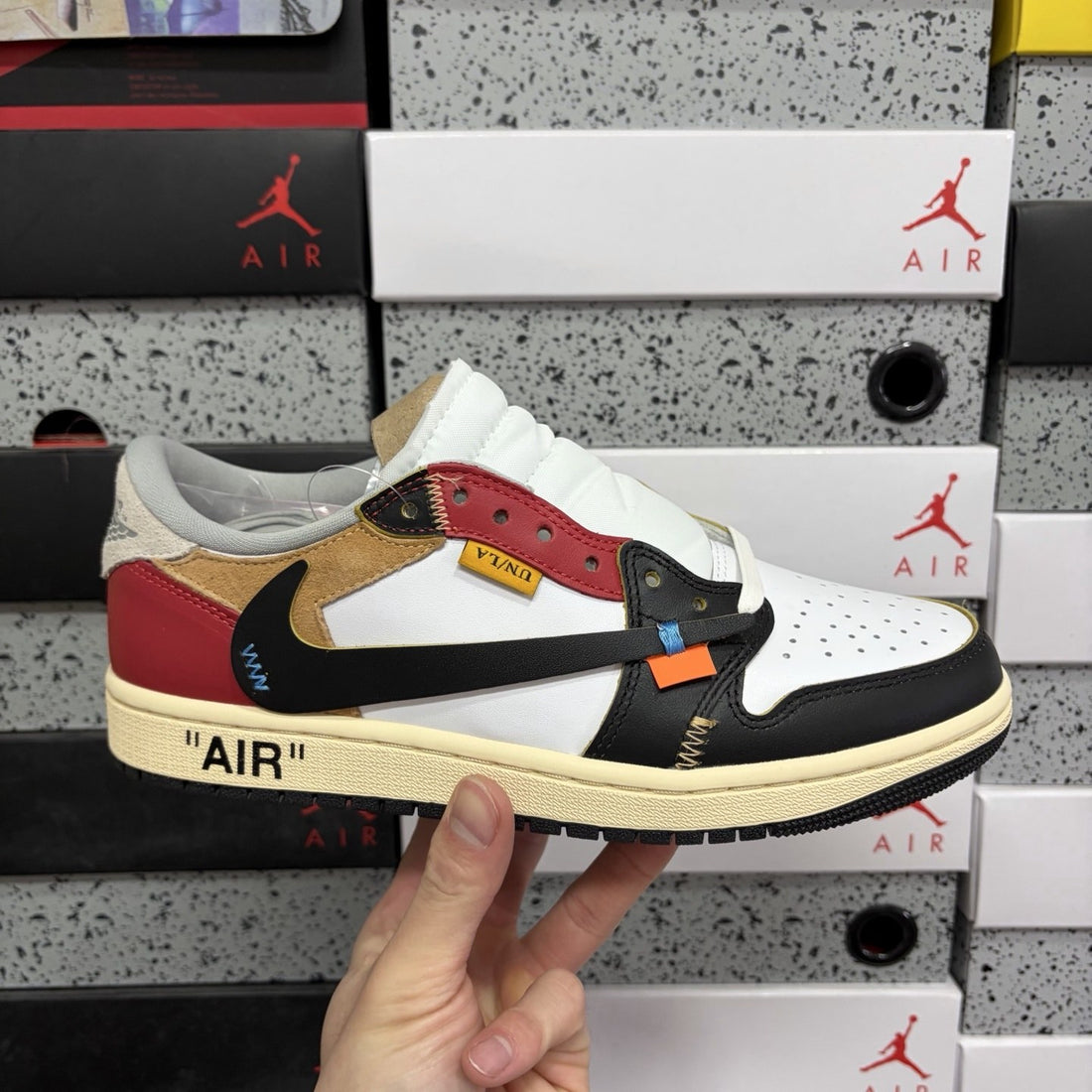 Air Jordan 1 Off-White Low Chicago