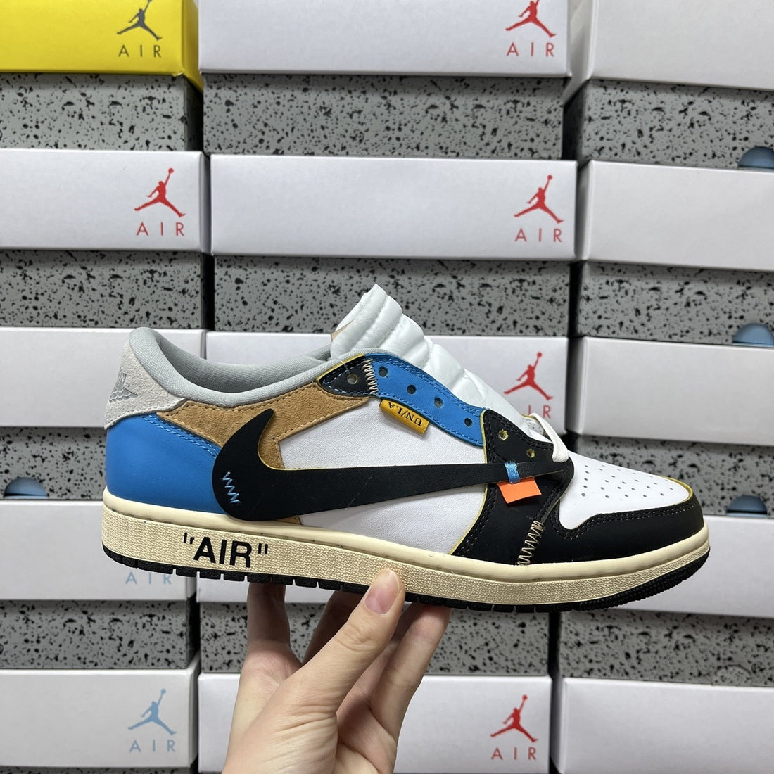 Air Jordan 1 Off-White Low UNC