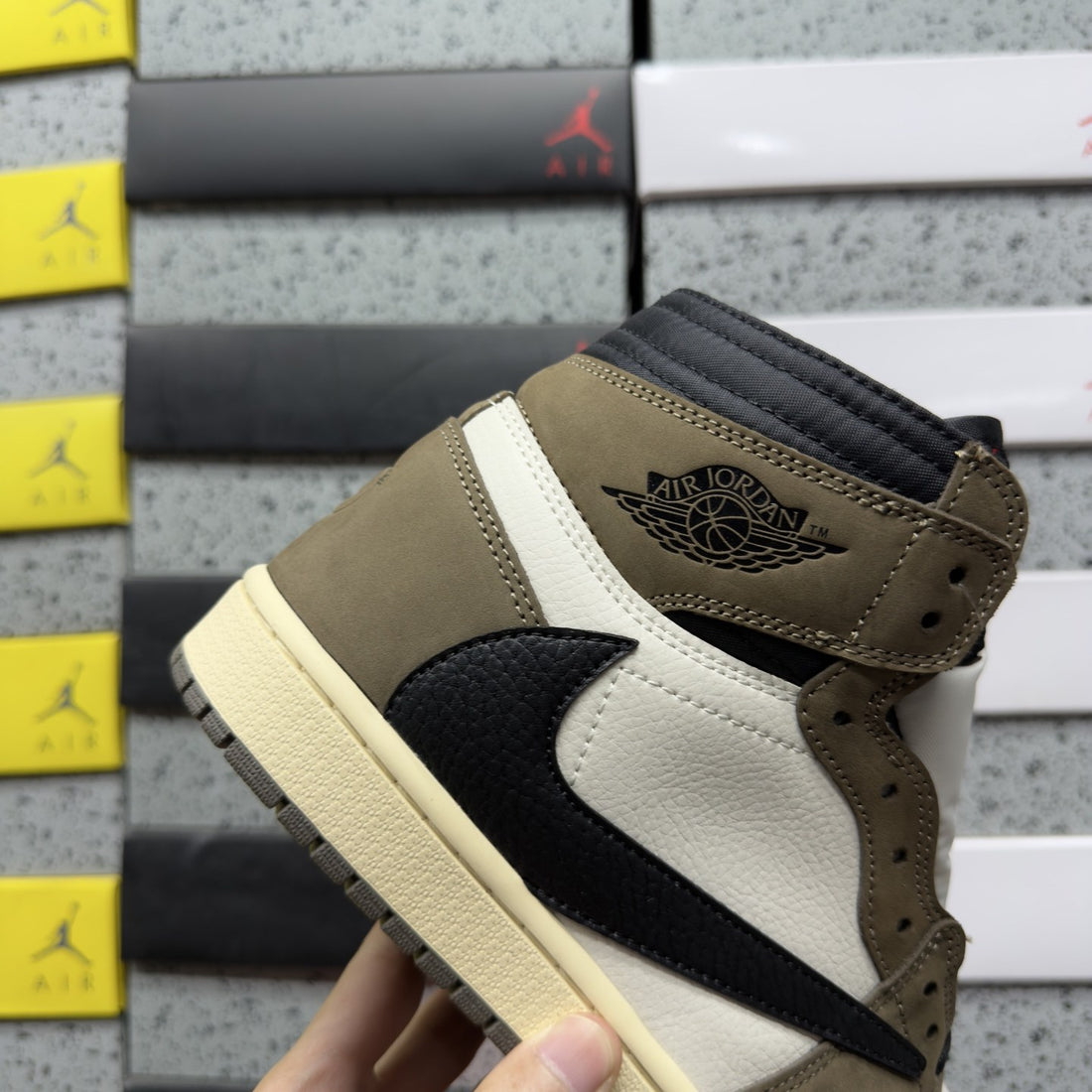 Air Jordan 1 Travis Scott High Mocha