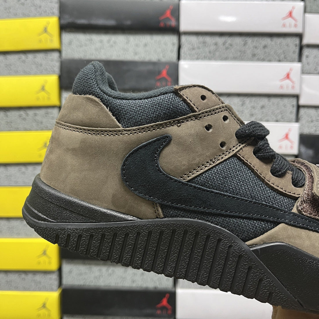 Air Jordan 1 Travis Scott Jumpman Jack Mocha