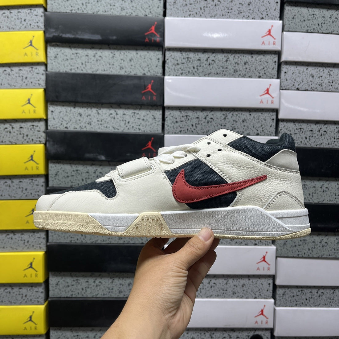 Air Jordan 1 Travis Scott Jumpman Jack Sail Red