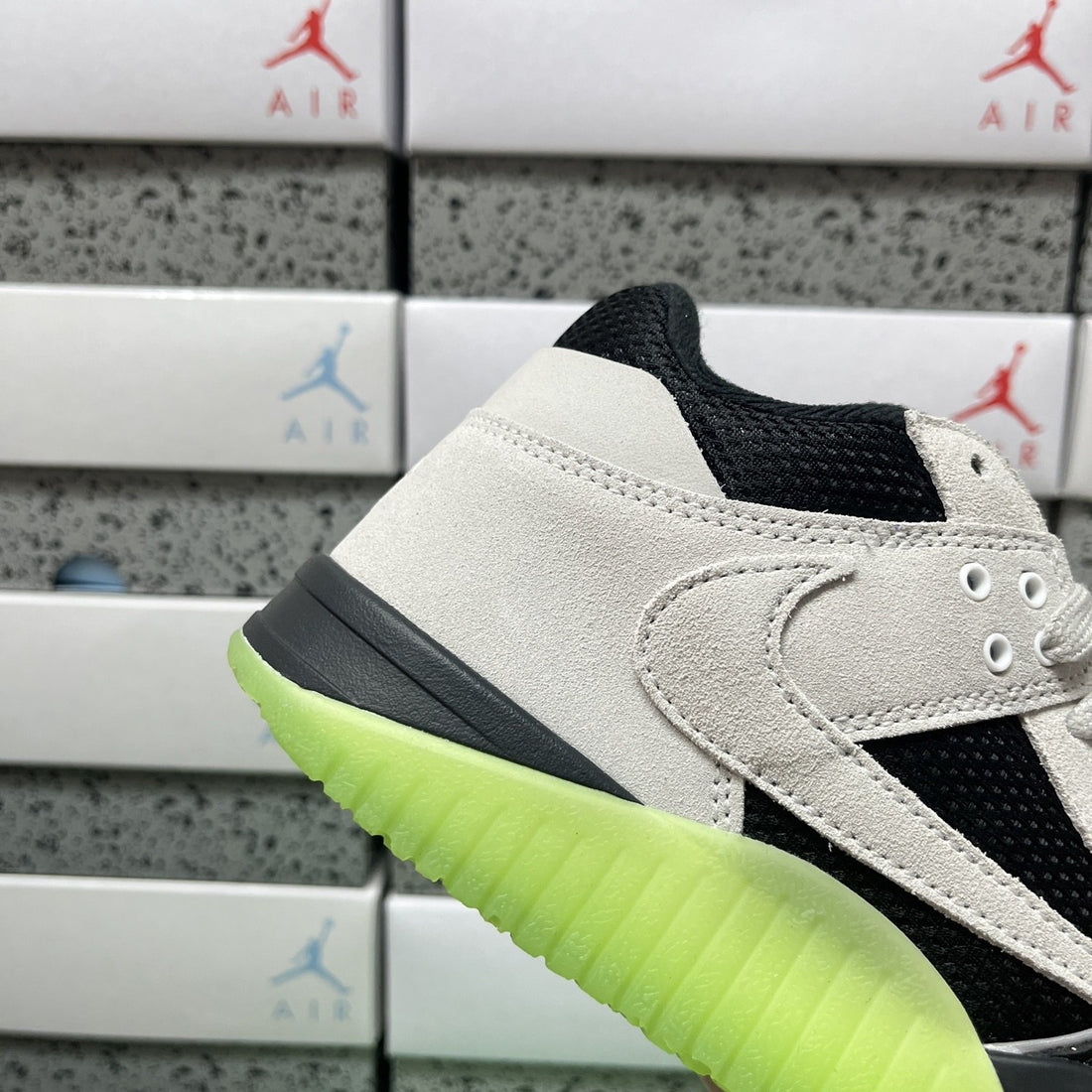 Air Jordan 1 Travis Scott Jumpman Jack Volt