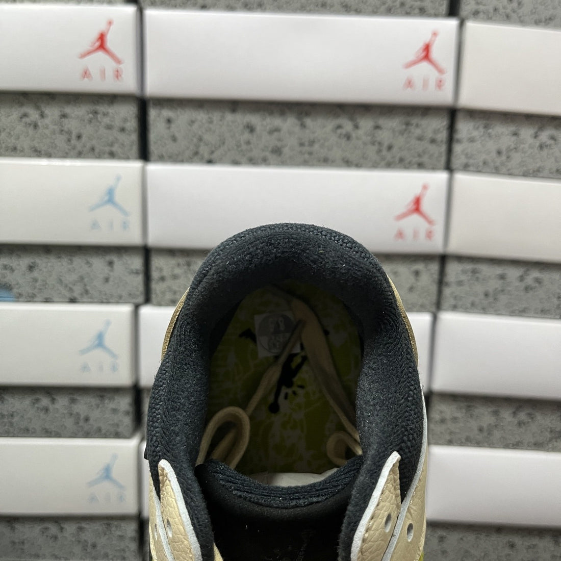 Air Jordan 1 Travis Scott Jumpman Jack Yellow