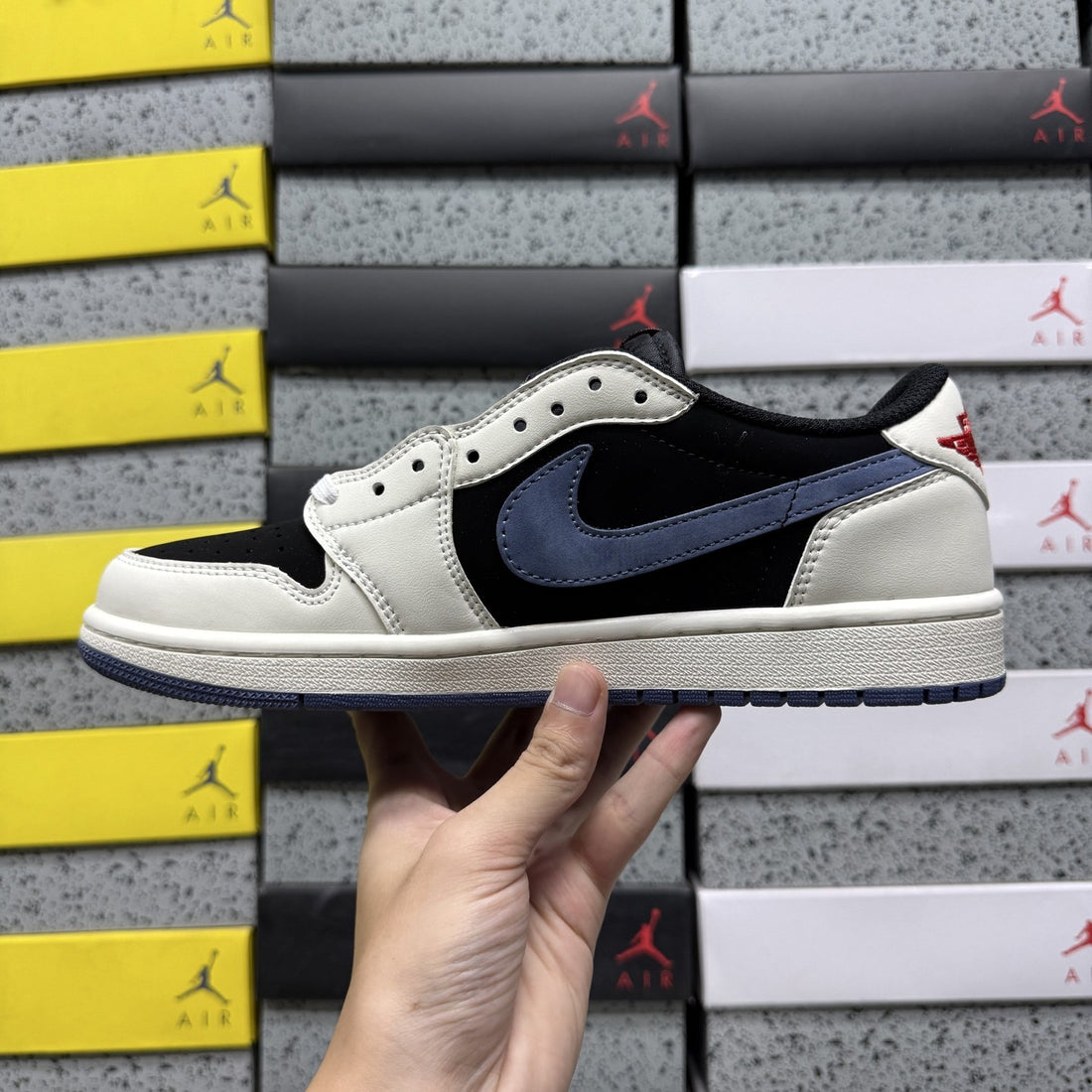 Air Jordan 1 Travis Scott Low Black Navy