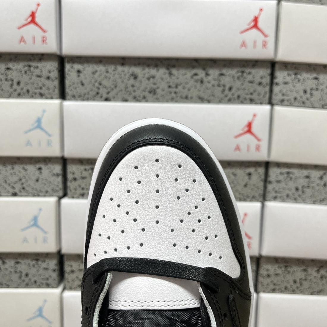Air Jordan 1 Travis Scott Low Black Toe