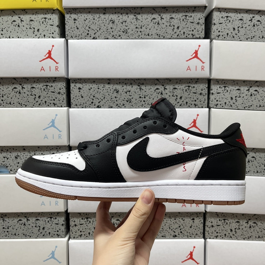 Air Jordan 1 Travis Scott Low Black Toe