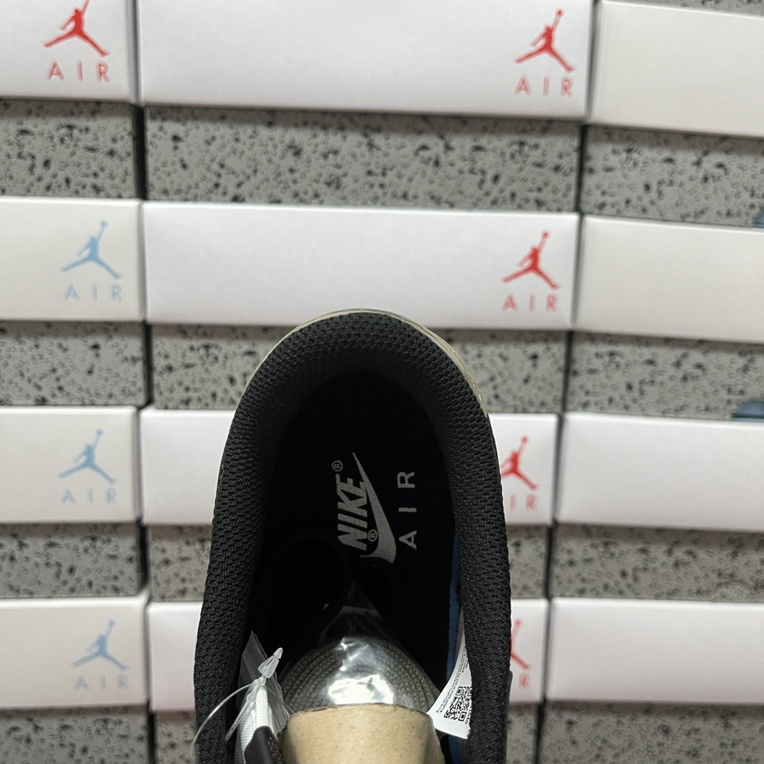 Air Jordan 1 Travis Scott Low Black Toe Mocha