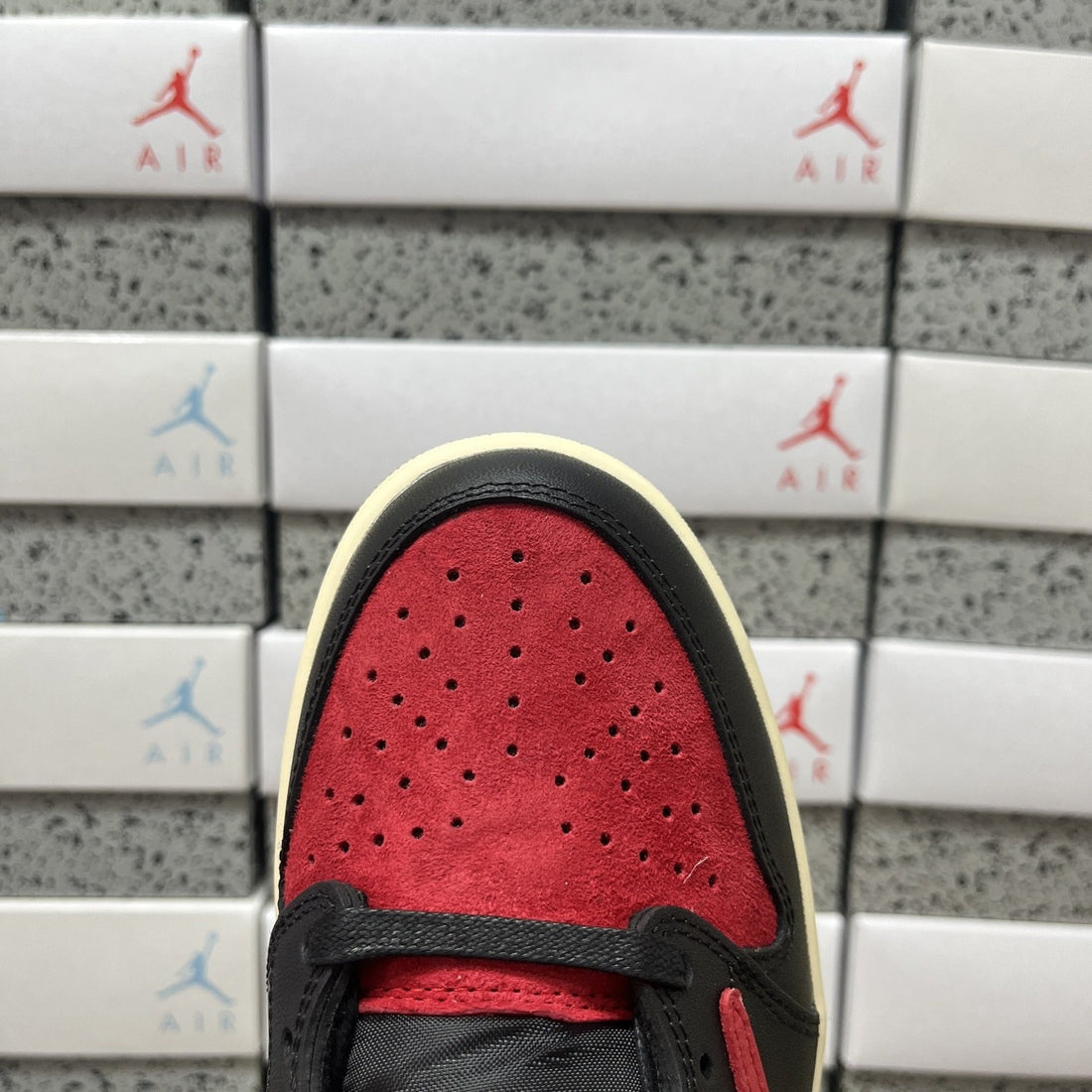 Air Jordan 1 Travis Scott Low Bred
