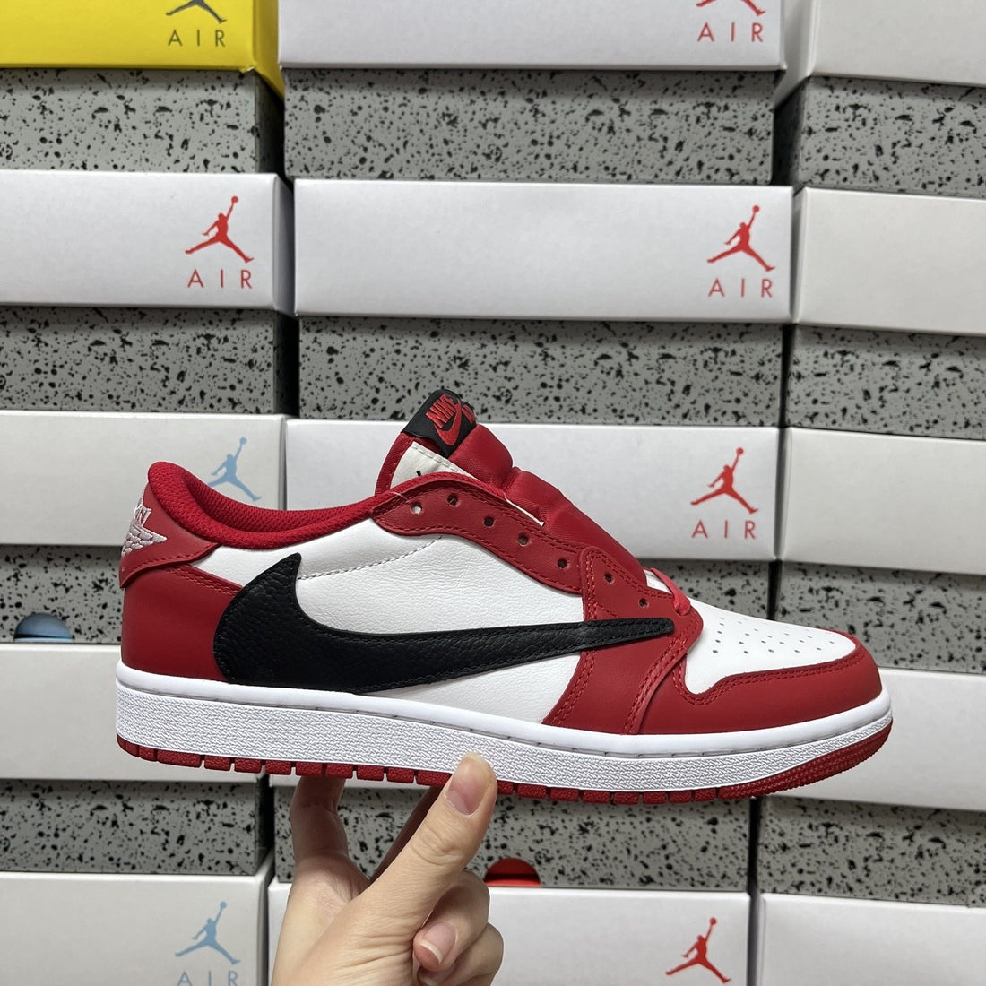 Air Jordan 1 Travis Scott Low Chicago