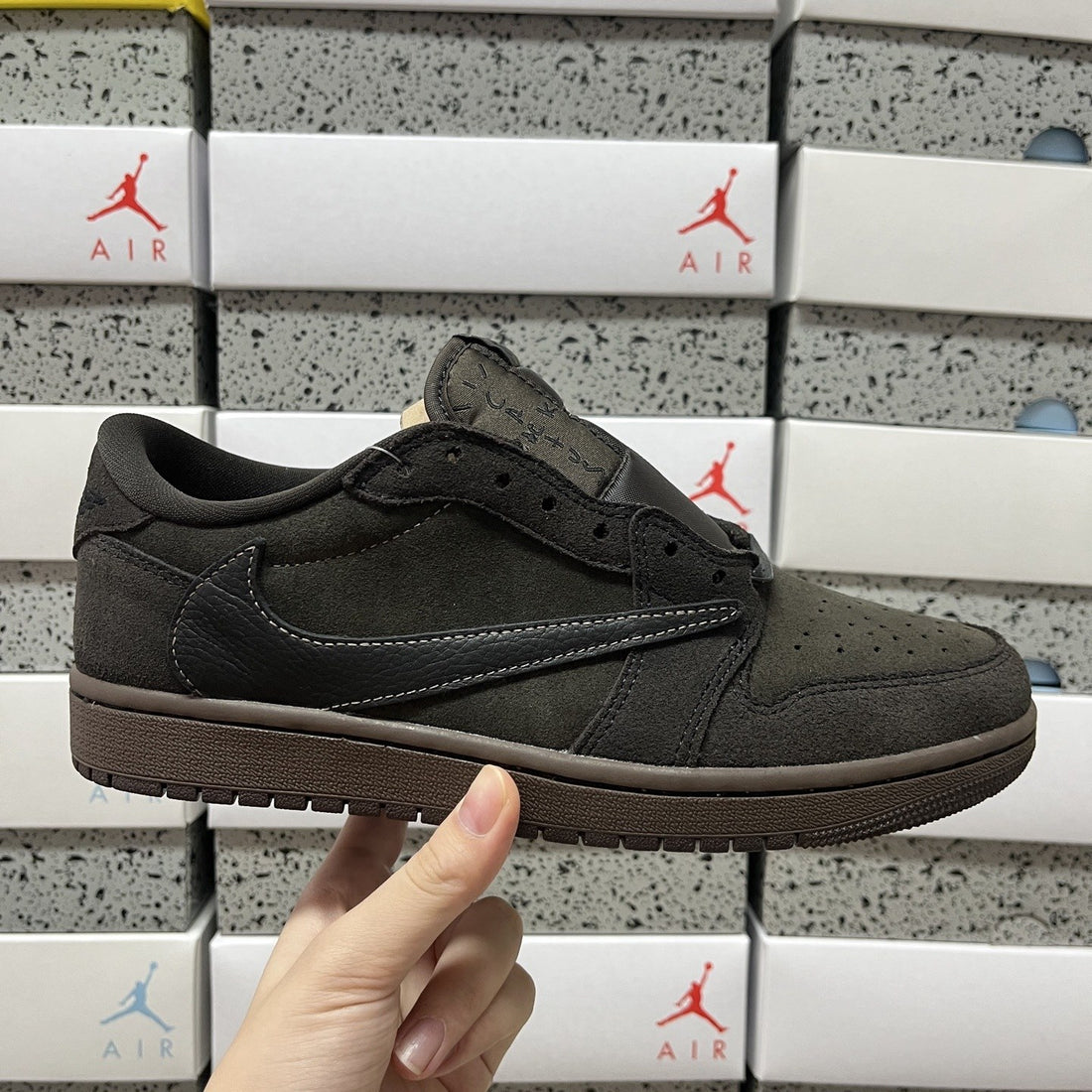 Air Jordan 1 Travis Scott Low Dark Mocha