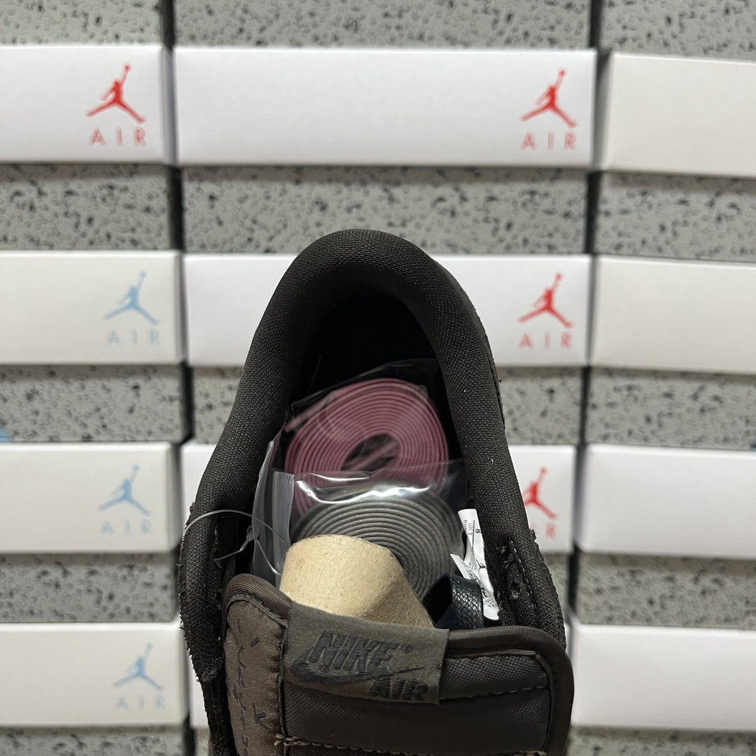Air Jordan 1 Travis Scott Low Dark Mocha