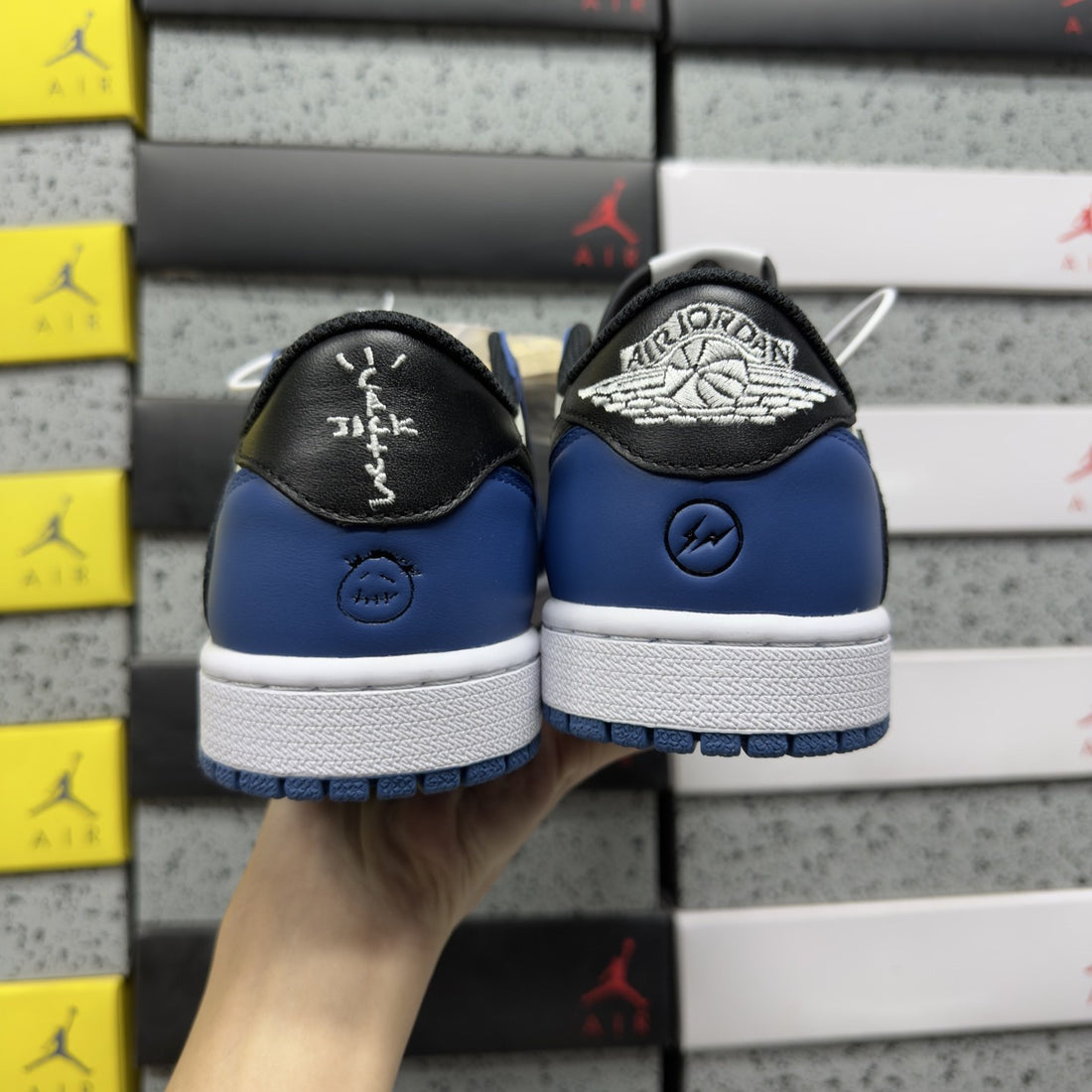 Air Jordan 1 Travis Scott Low Game Royal
