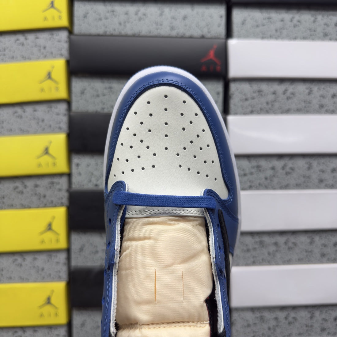 Air Jordan 1 Travis Scott Low Game Royal