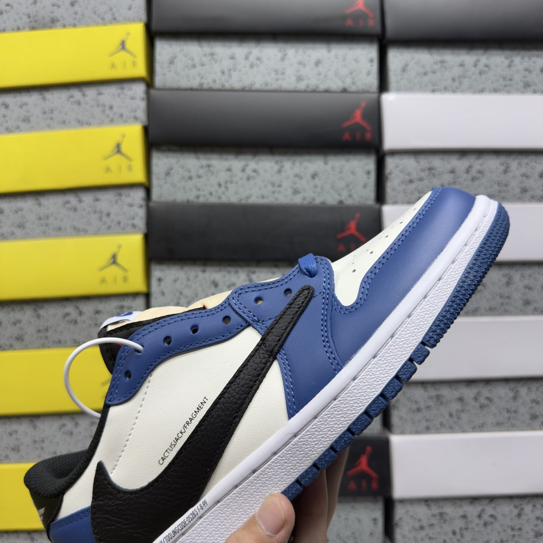 Air Jordan 1 Travis Scott Low Game Royal