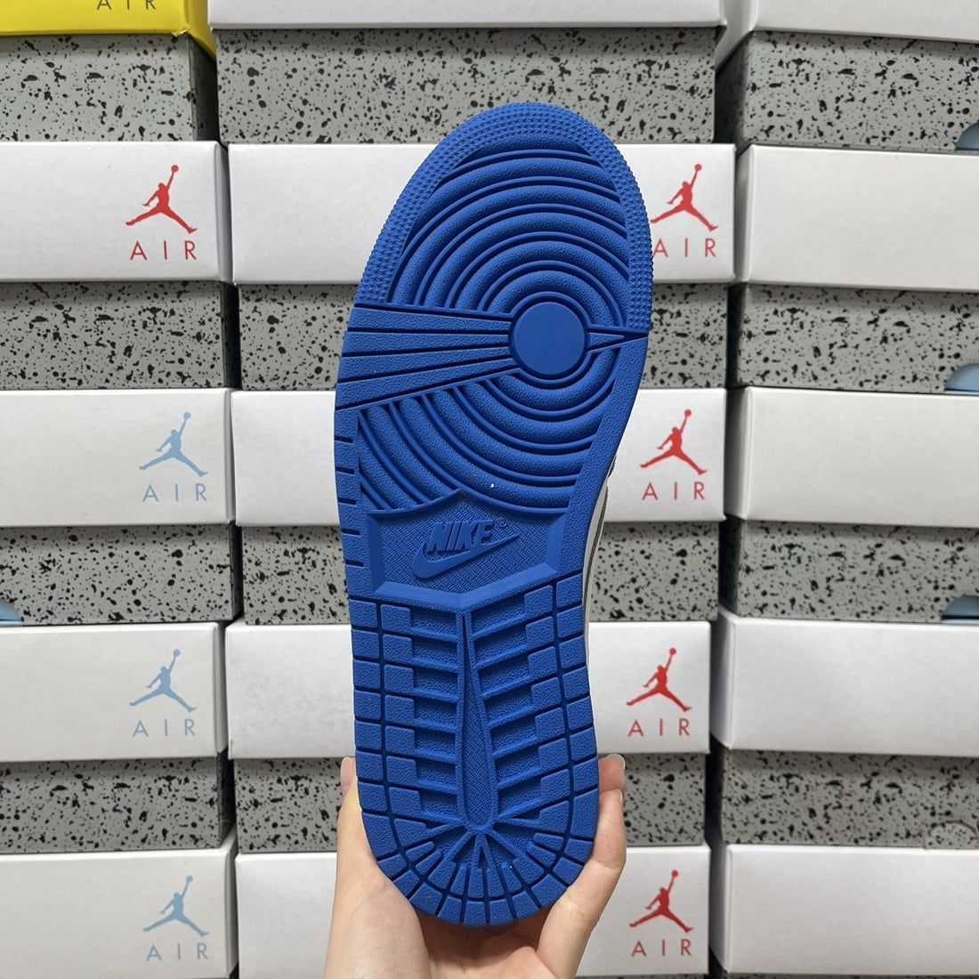 Air Jordan 1 Travis Scott Low Game Royal Sail