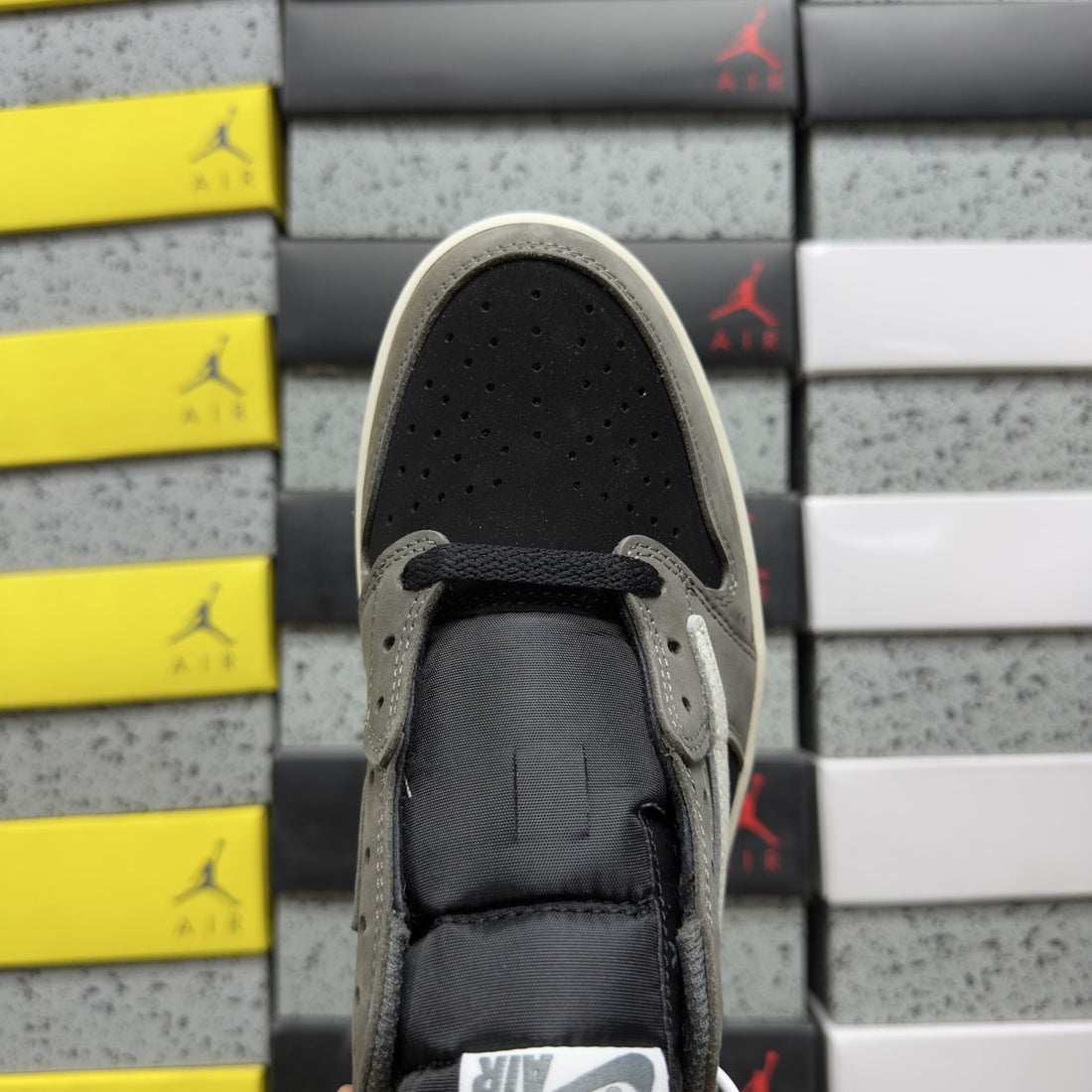 Air Jordan 1 Travis Scott Low Grey Black